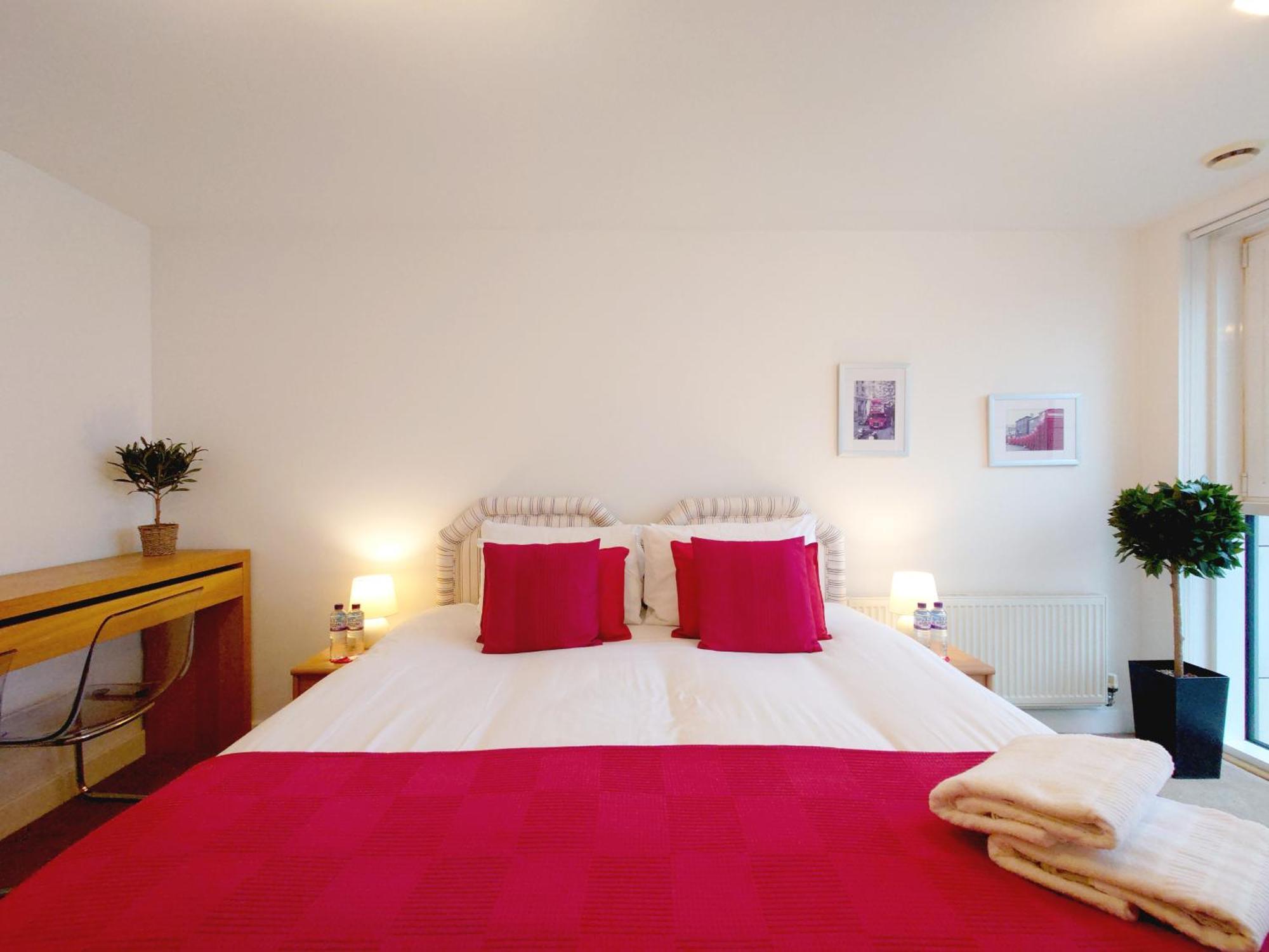 London Excel Stays - Three Bed Serviced Apartment Extérieur photo